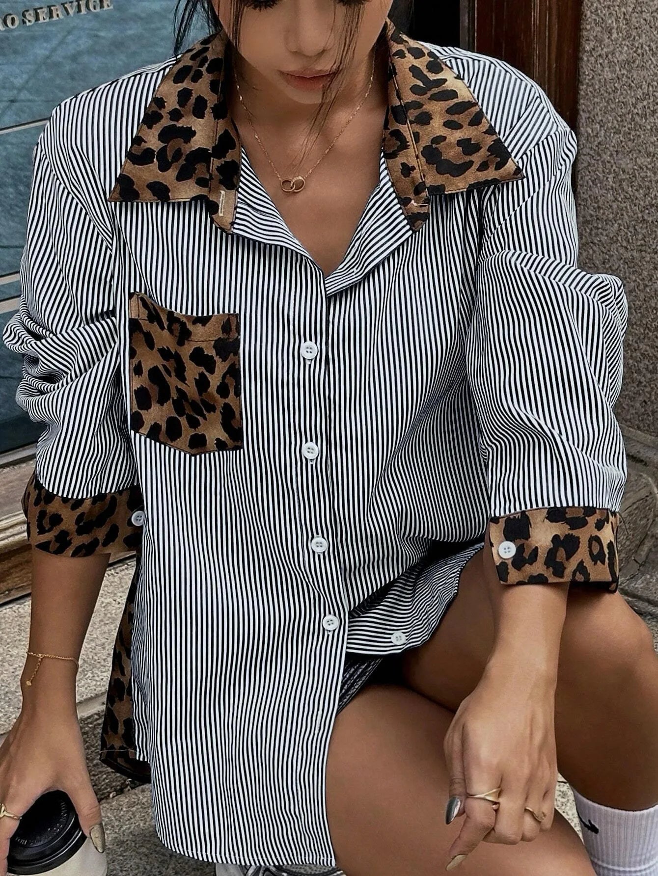 2025 New Fashion Leopard Pattern Splicing Loose Casual Long Sleeve POLO Collar Shirt Single Breasted Commuter Top Chemise Femme